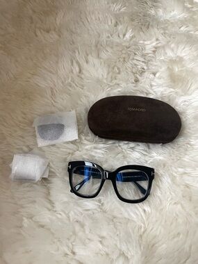 Authentic Tom Ford Beatrix 02 eyeglasses / sunglasses